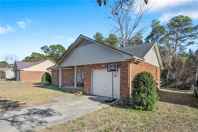 $198,000 | 2967 Peacock Street, Hope Mills, NC 28348