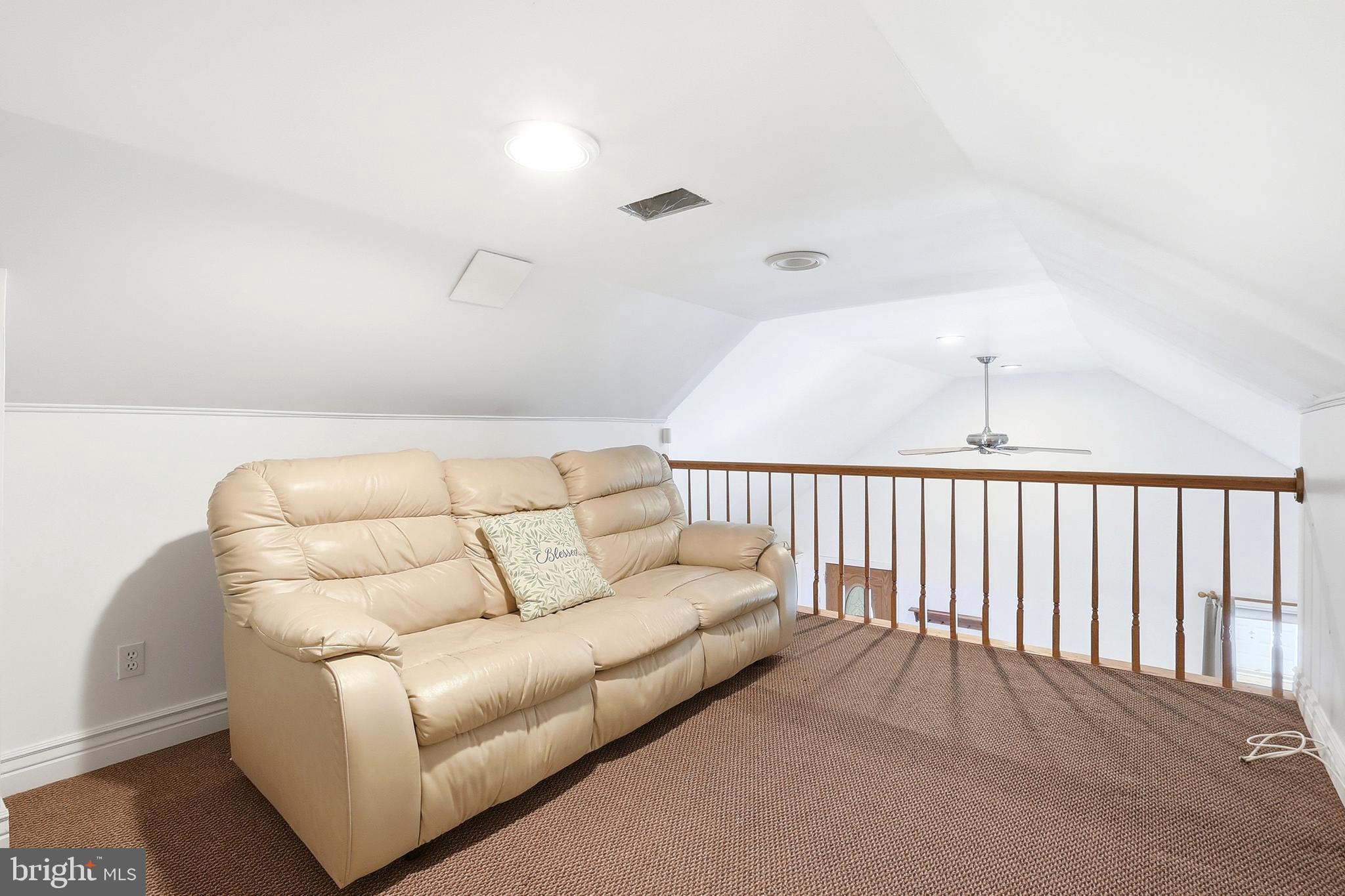 2426 Plainfield Road Baltimore, MD 21222 - Photo 21 of 28 Loft