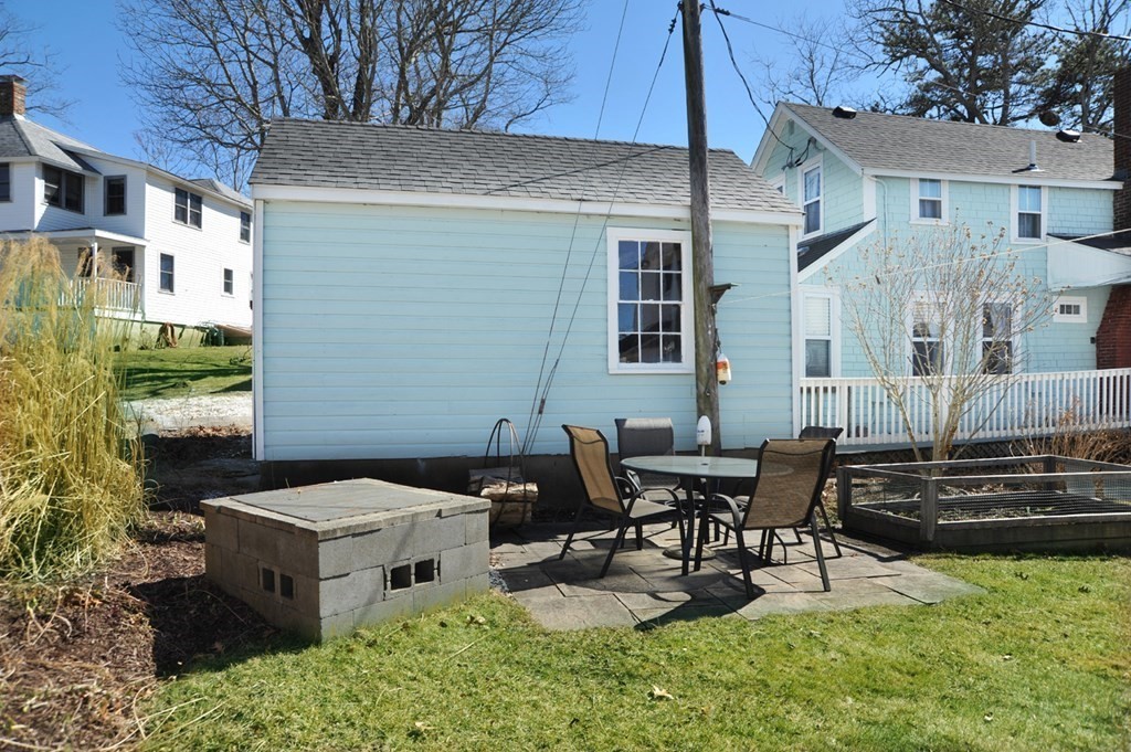 4 Gray Street Wareham, MA 02532 - Photo 7 of 41 Gallery Image 7