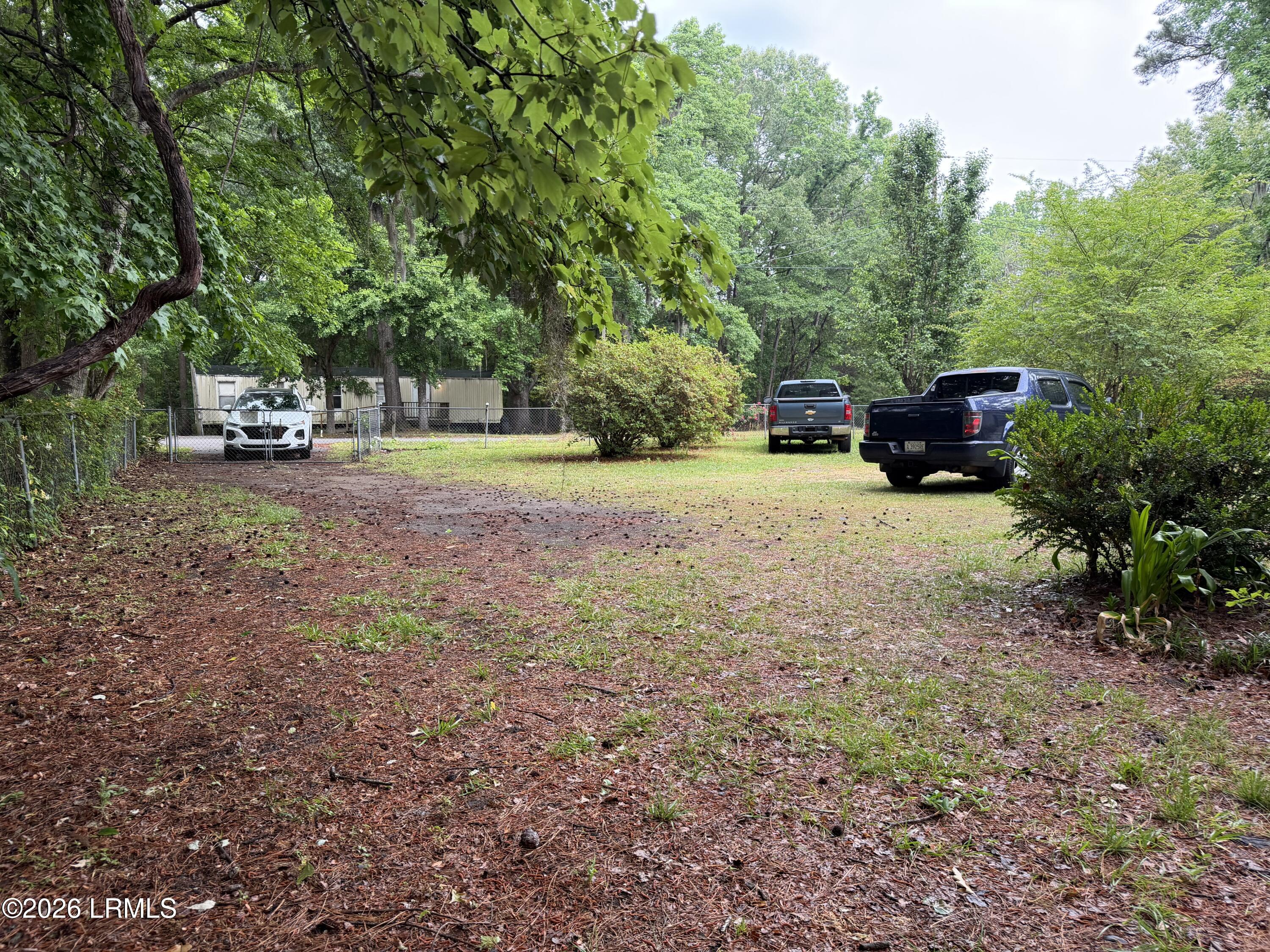185 Stanley Road Beaufort, SC 29906 - Photo 5 of 36 IMG_0439