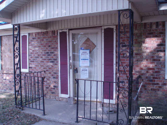 300 3rd Avenue Foley, AL 36535 - Photo 1 of 1