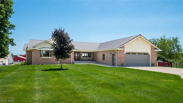 $1,000 | 10550 Amish Ridge Road, Mount Perry, OH 43760