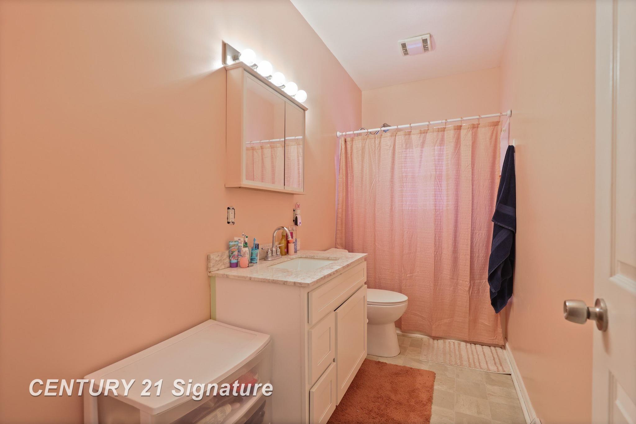 6370 Gunnell Road Millington, MI 48746 - Photo 20 of 43 50197152-a967dbc7-c94f-4903-aece-706151ce7e95.JPG