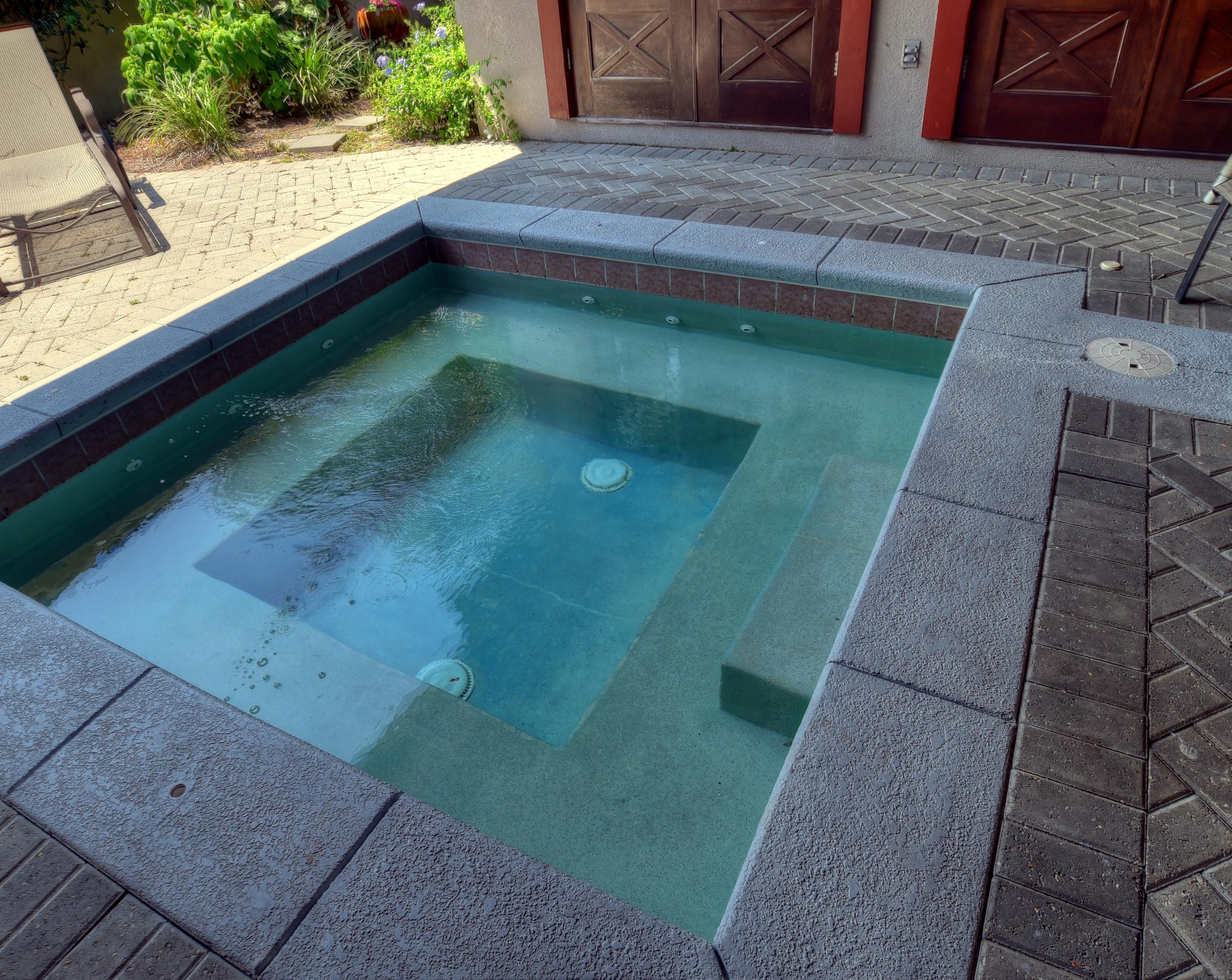 40 Rue Caribe Miramar Beach, FL 32550 - Photo 52 of 64 a view of backyard with washer and dryer
