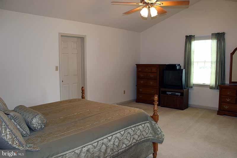 2489 Raleigh Drive Lancaster, PA 17601 - Photo 12 of 28 Gallery Image 12