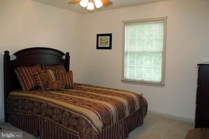 2489 Raleigh Drive Lancaster, PA 17601 - Photo 18 of 28 Gallery Image 18
