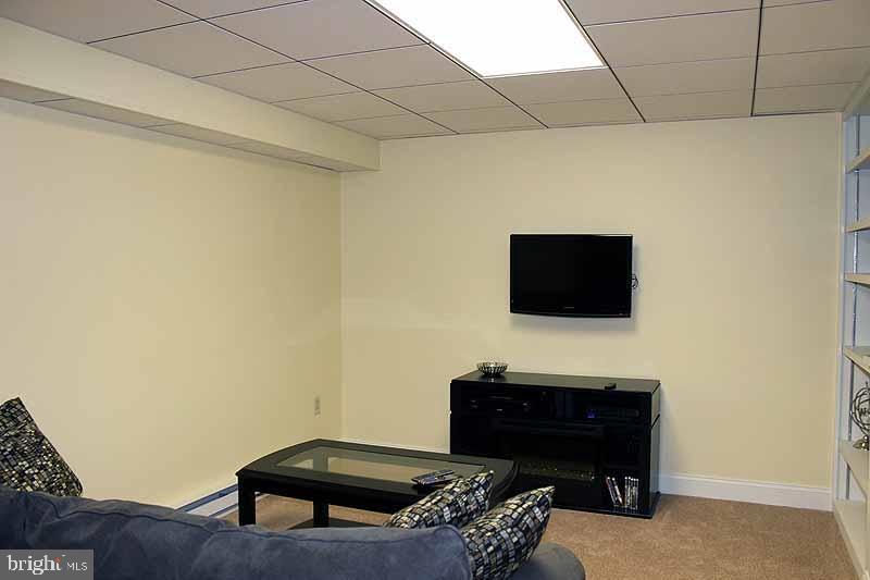 2489 Raleigh Drive Lancaster, PA 17601 - Photo 22 of 28 Gallery Image 22