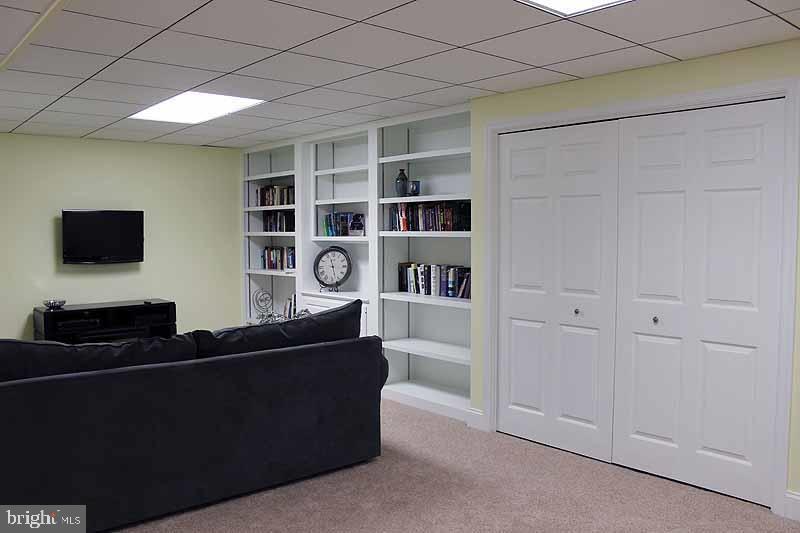 2489 Raleigh Drive Lancaster, PA 17601 - Photo 23 of 28 Gallery Image 23