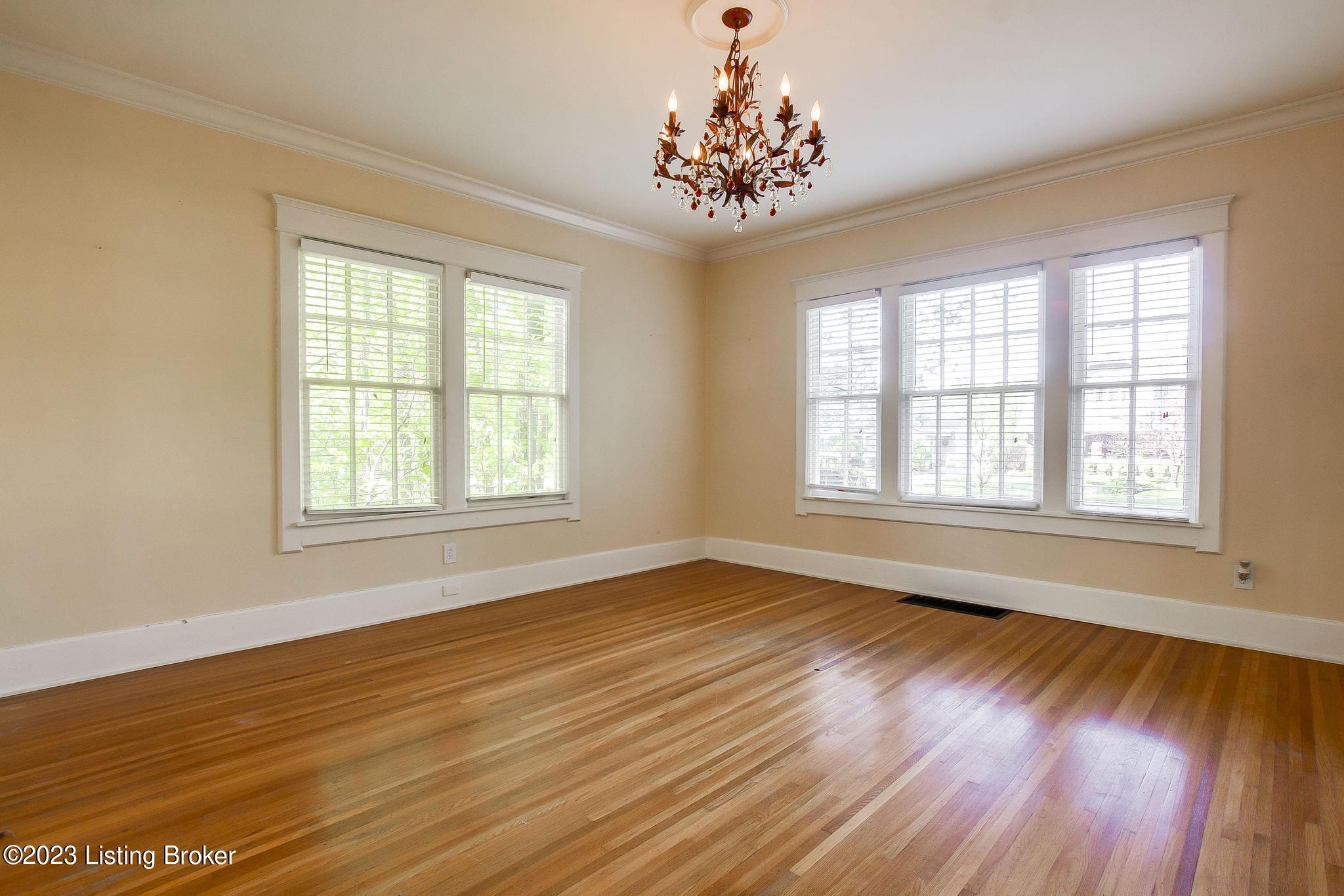 1144 Dove Road Louisville, KY 40213 - Photo 13 of 66 Dining Room