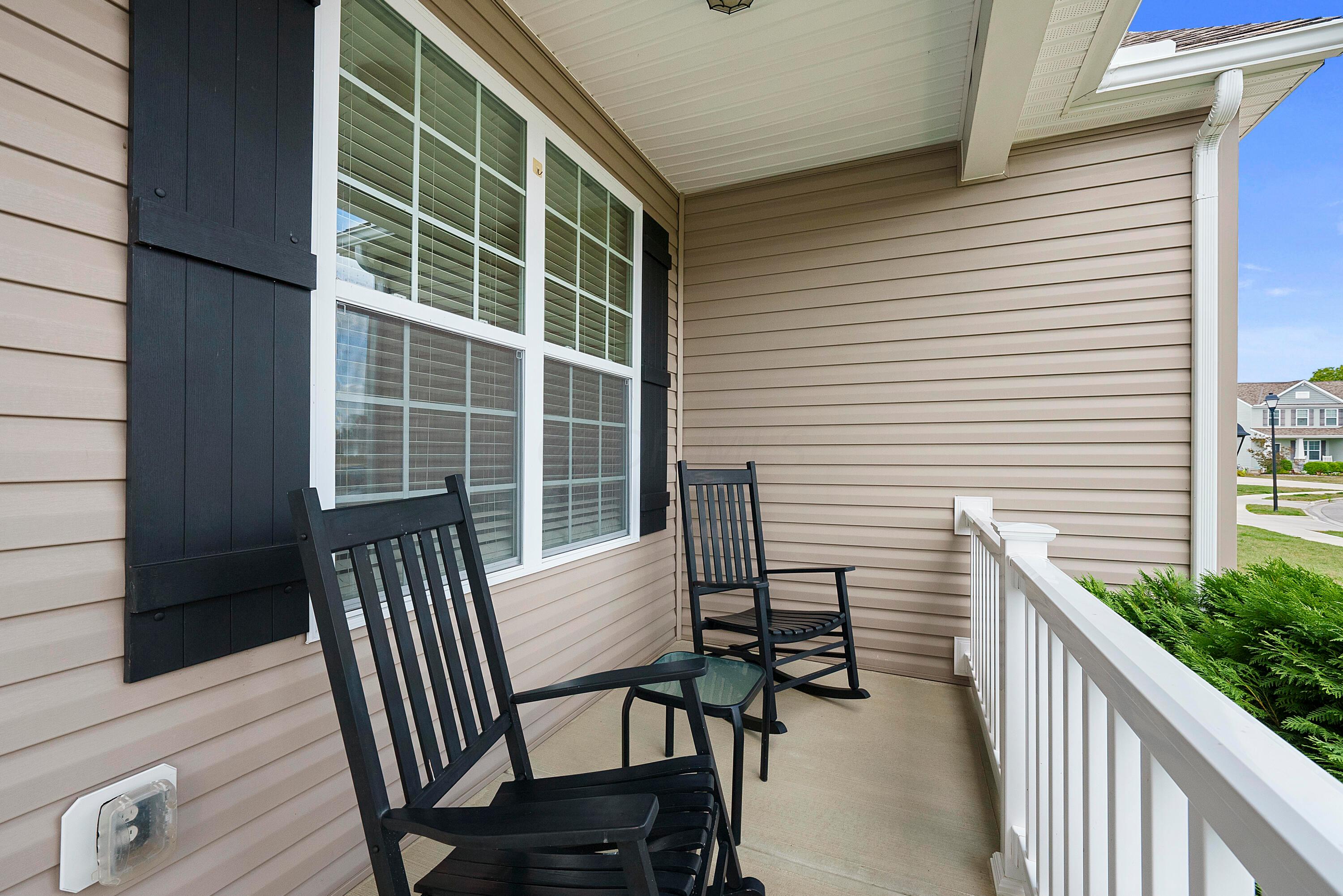 191 Rosewood Loop Southwest Commercial Point, OH 43116 - Photo 5 of 52 DSC04296