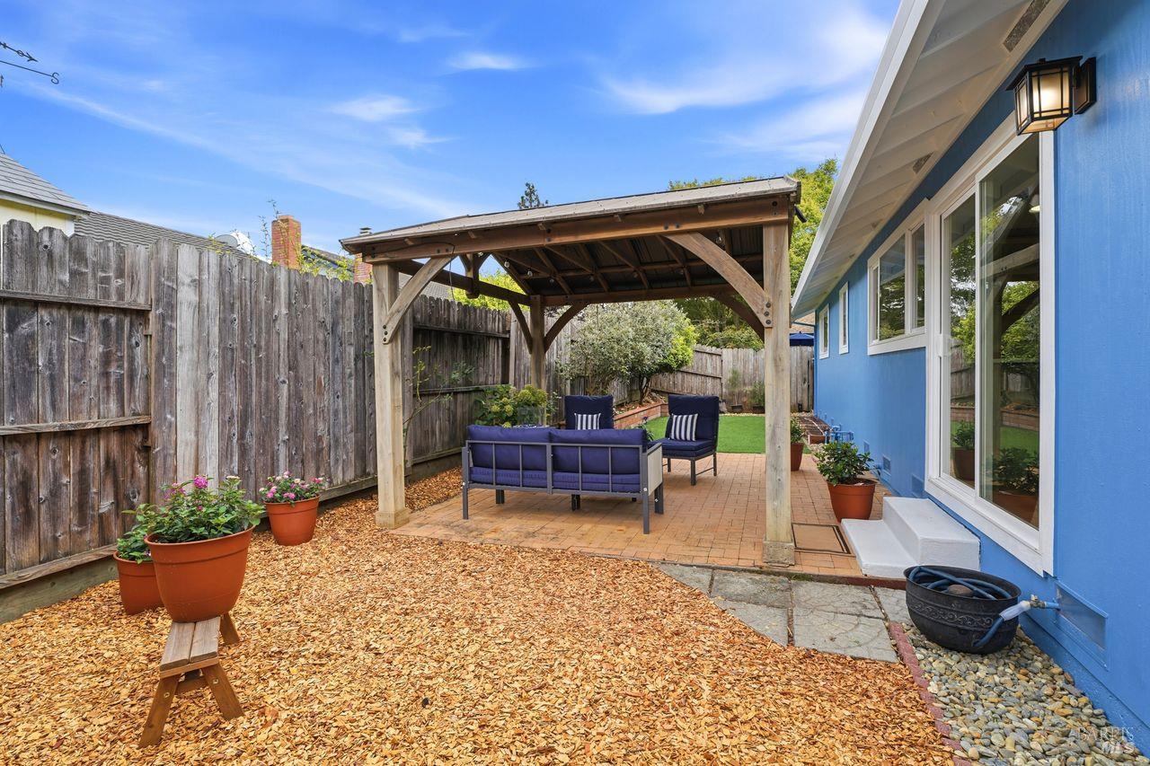 1544 Frederick Street Santa Rosa, CA 95401 - Photo 38 of 39 Gallery Image 38