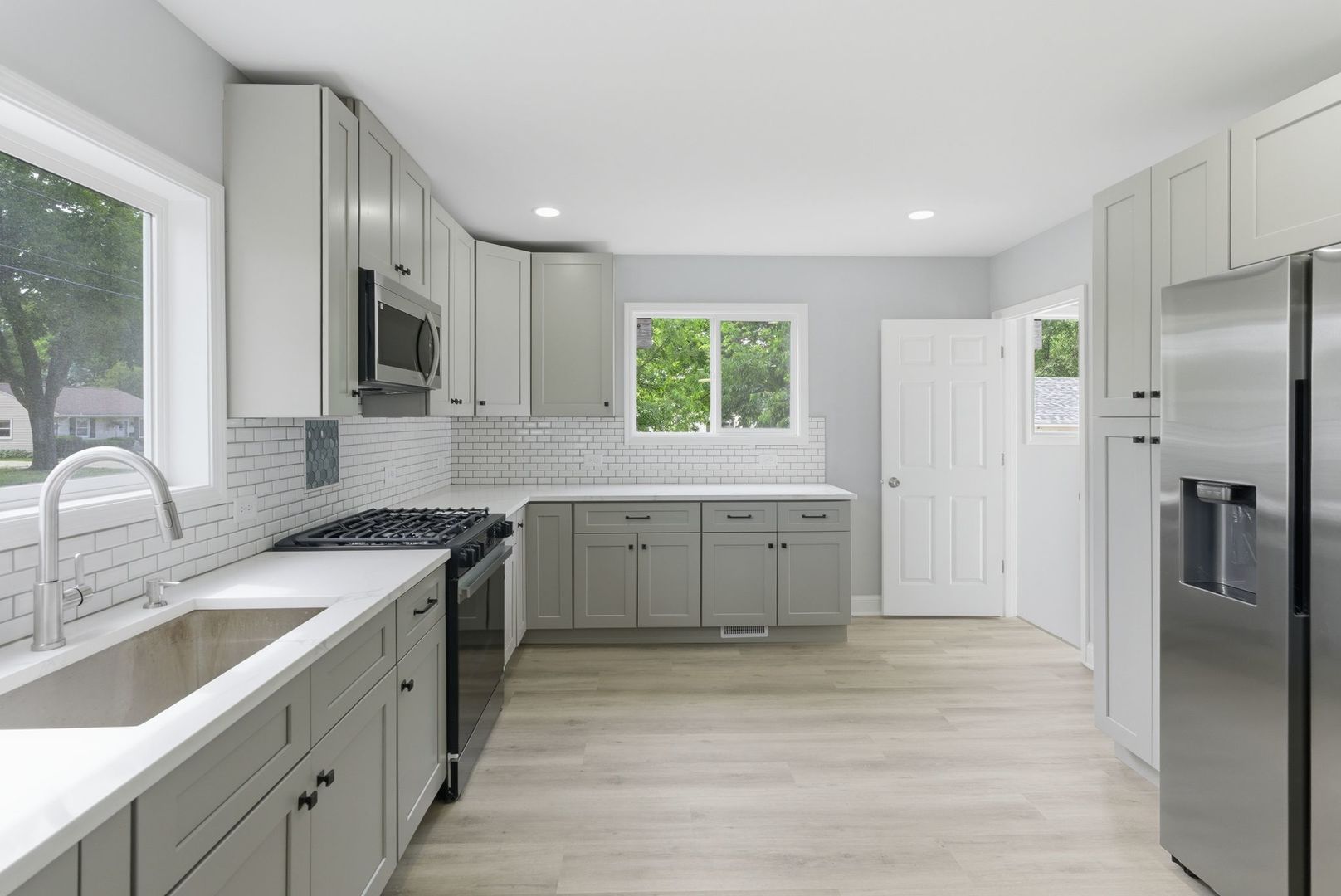 201 West 3rd Street Streator, IL 61364 - Photo 9 of 28