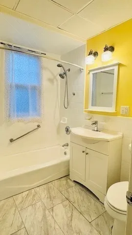 $3,000 | 218 Wachusett Street, Unit 1, Boston, MA 02130