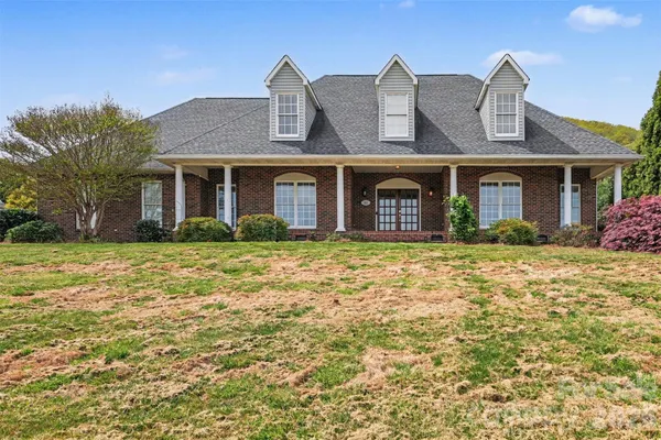 $579,000 | 1021 Horse Rock Road, Unit 42, Hickory, NC 28602