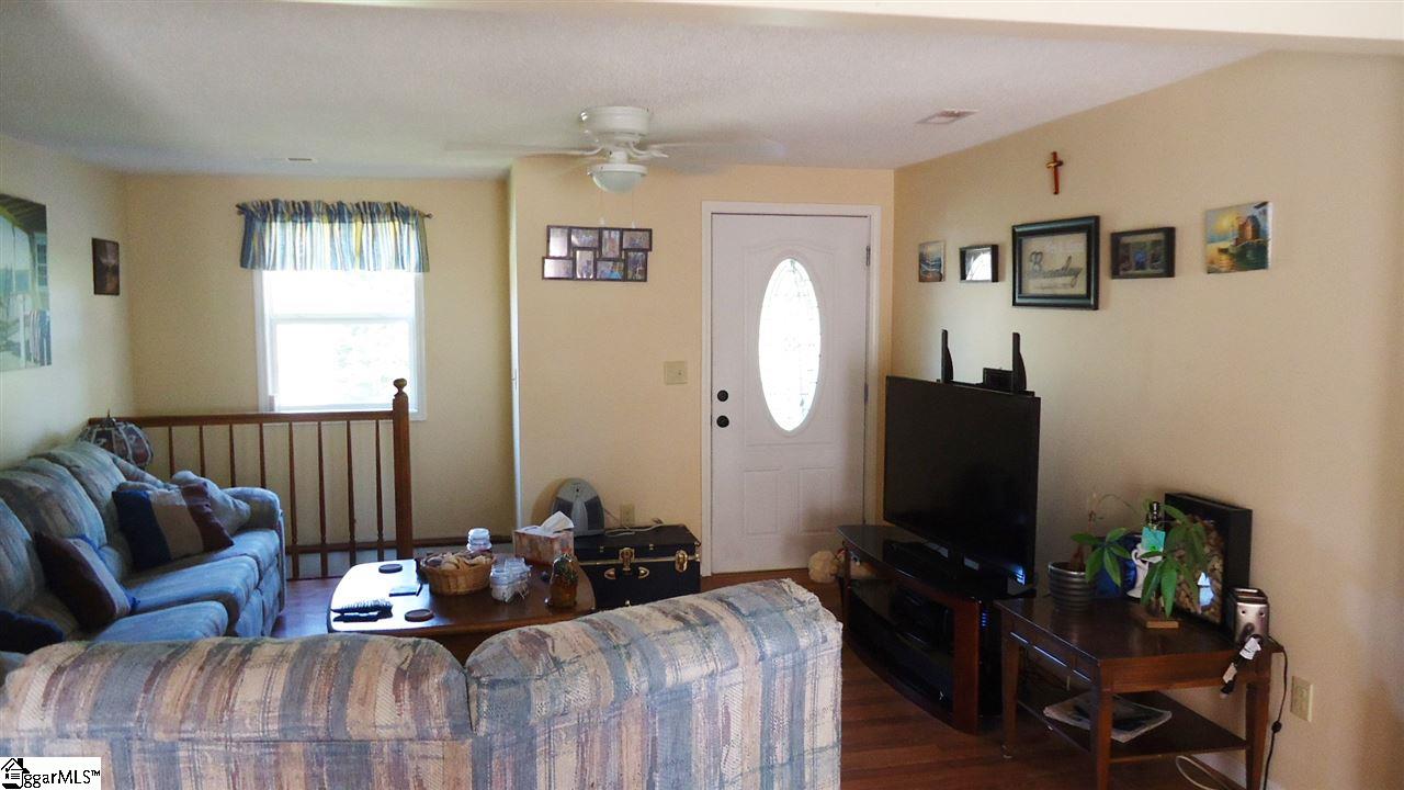 1405 Henderson Road Chesnee, SC 29323 - Photo 6 of 25