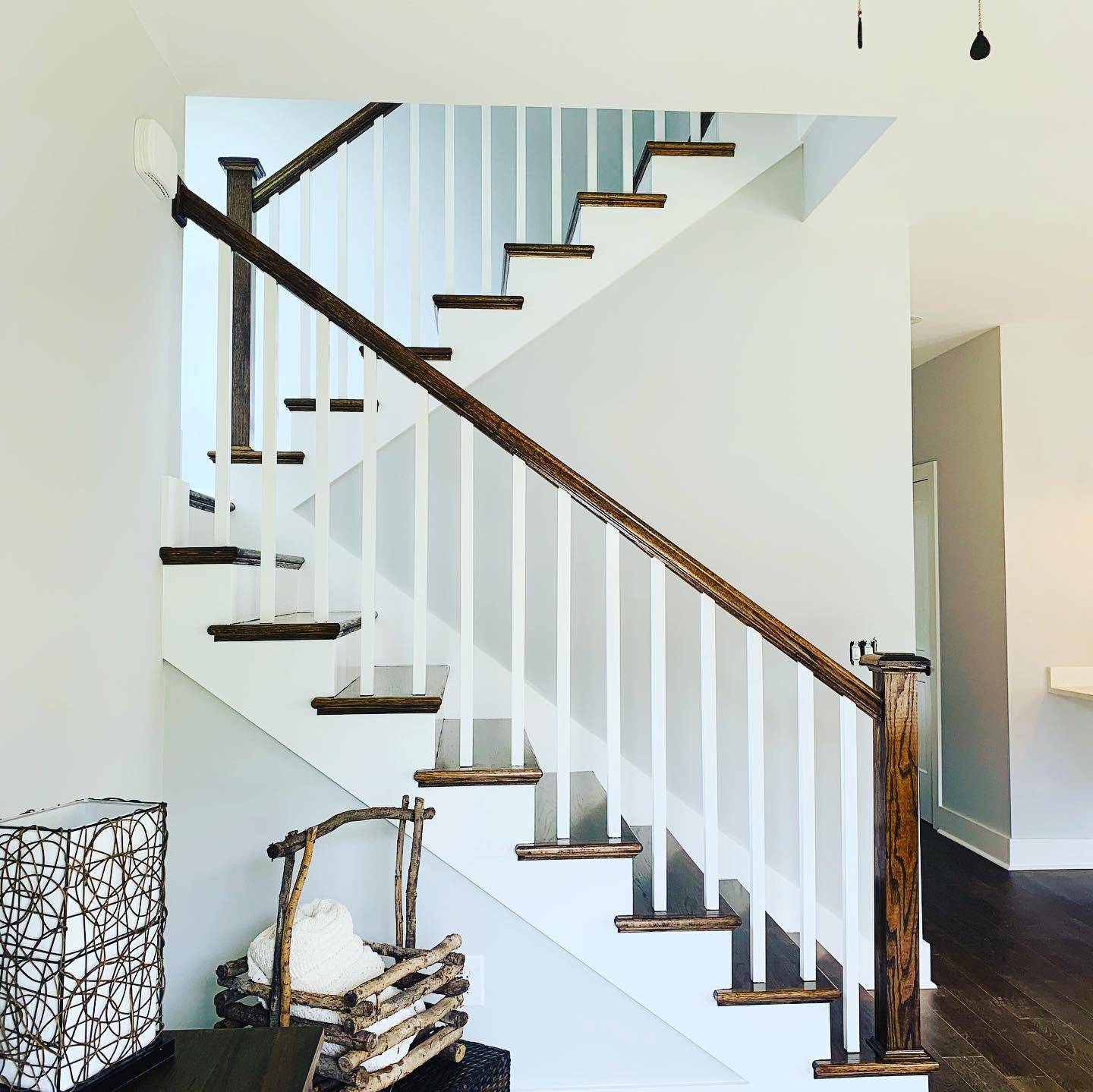 21 Sycamore Ridge West Burns, TN 37029 - Photo 8 of 13 a view of entryway with wooden floor