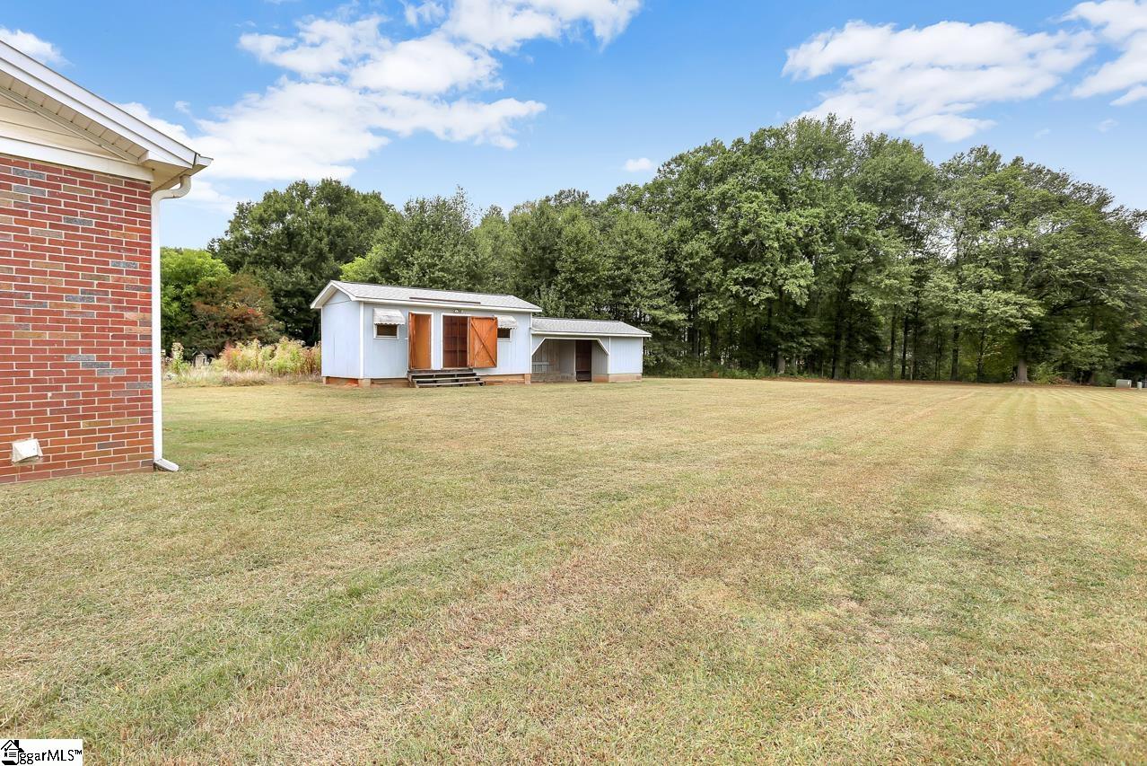 218 W Road Greer, SC 29650 - Photo 27 of 34