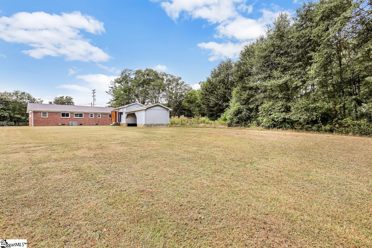 218 W Road Greer, SC 29650 - Photo 28 of 34