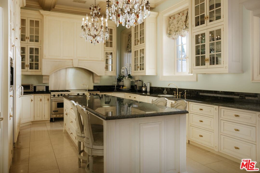 120 Montecito Ranch Lane Summerland, CA 93067 - Photo 15 of 33