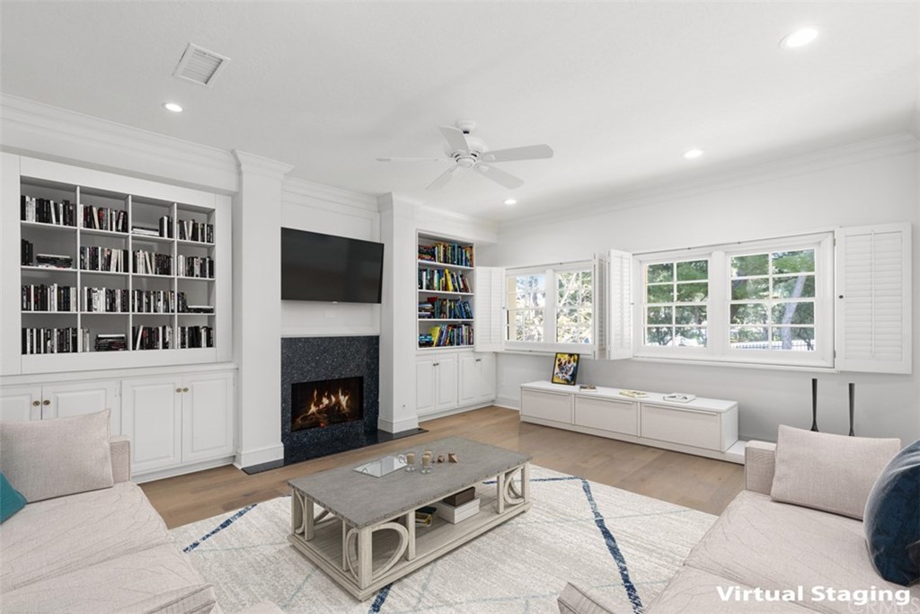 2256 The Terrace Los Angeles, CA 90049 - Photo 14 of 28