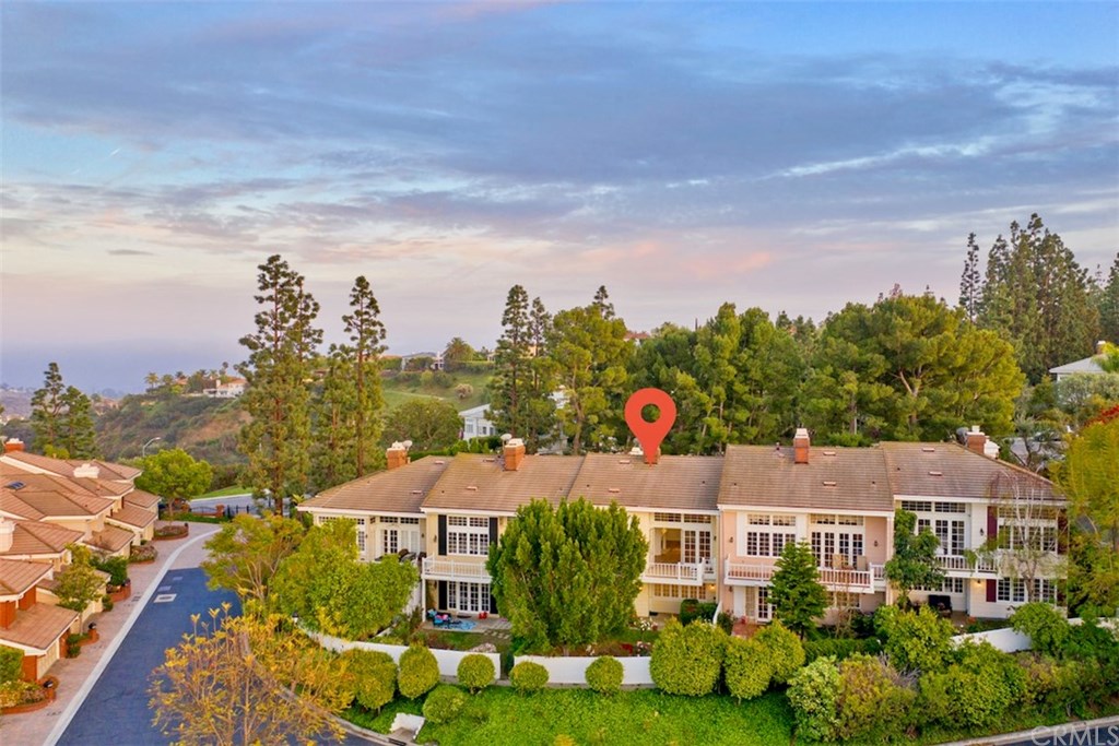 2256 The Terrace Los Angeles, CA 90049 - Photo 23 of 28