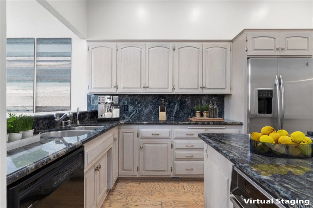 2256 The Terrace Los Angeles, CA 90049 - Photo 5 of 28