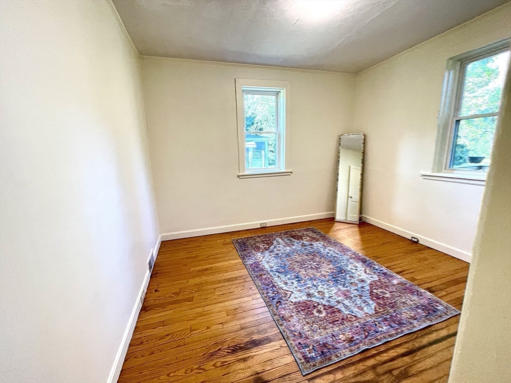 30 Landy Avenue Northampton, MA 01062 - Photo 11 of 40 a view of an entryway