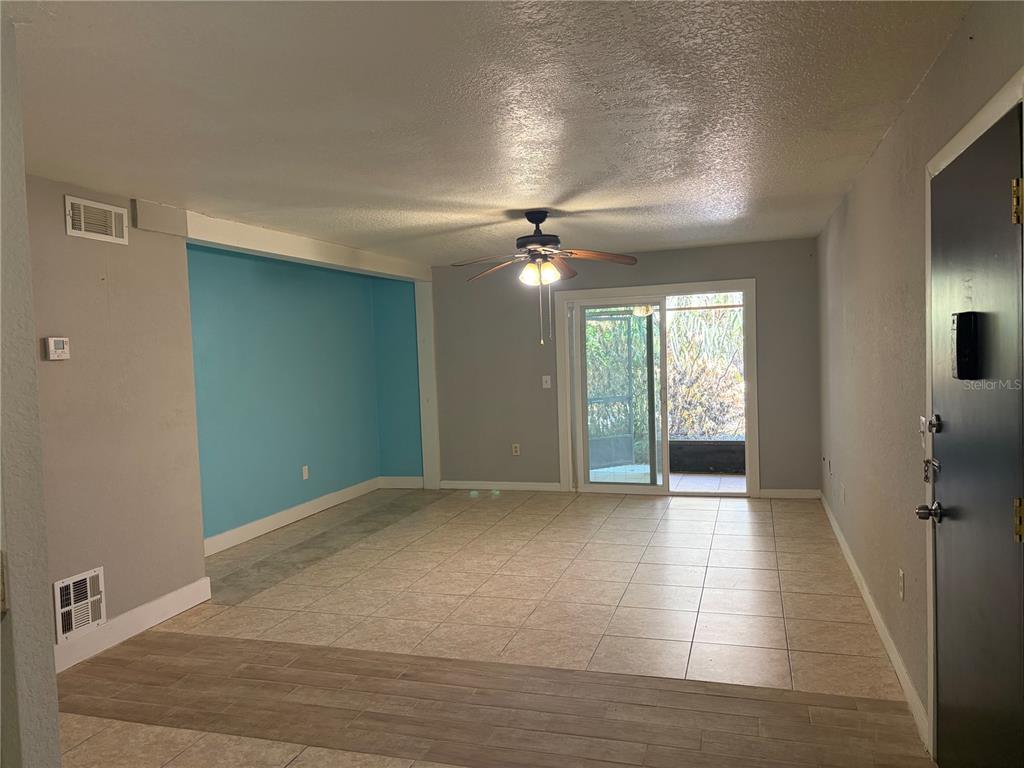910 Lake Destiny Road, Unit B Altamonte Springs, FL 32714 - Photo 7 of 27