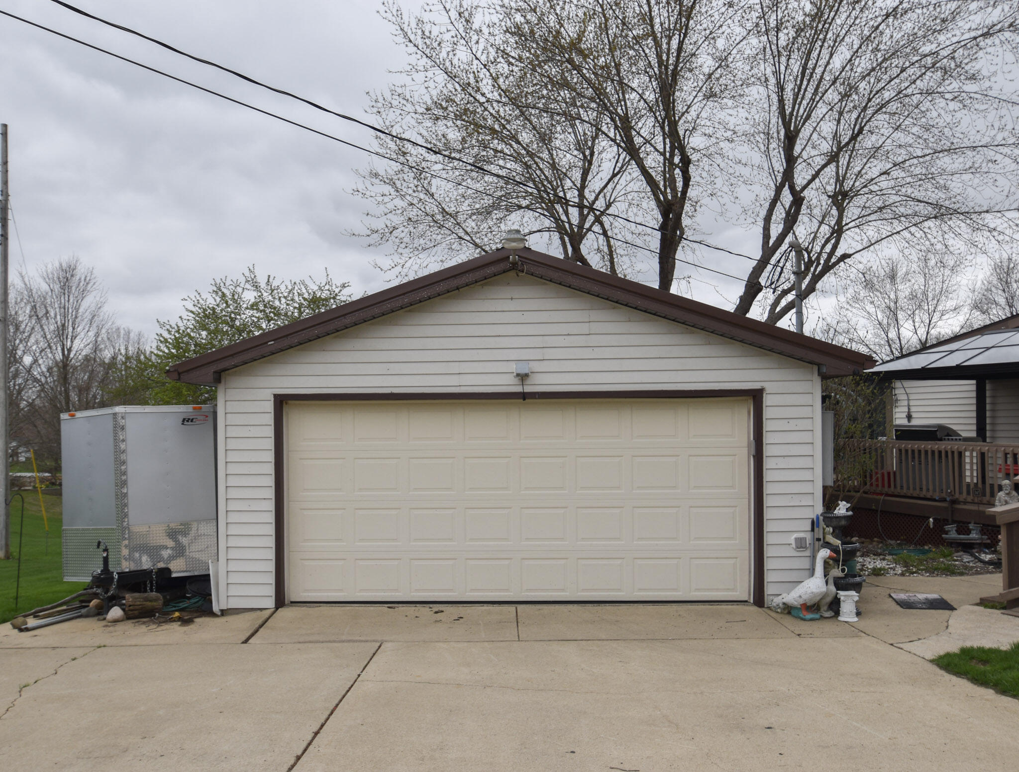 104 Wright Road Quincy, MI 49082 - Photo 3 of 33 DSC_0102