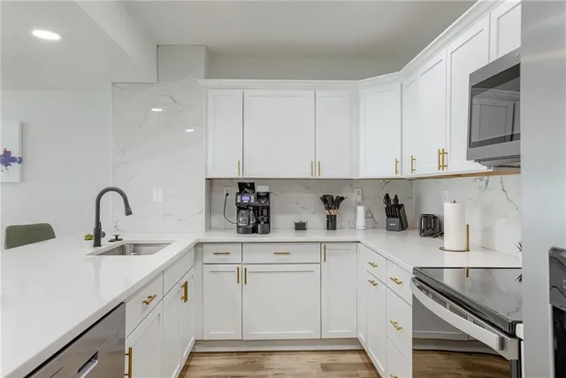 $315,000 | 111 South 16th Street, Kansas City, KS 66102