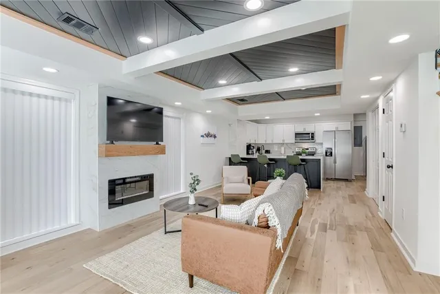 $315,000 | 111 South 16th Street, Kansas City, KS 66102