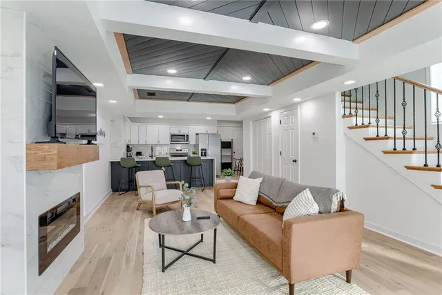 $315,000 | 111 South 16th Street, Kansas City, KS 66102