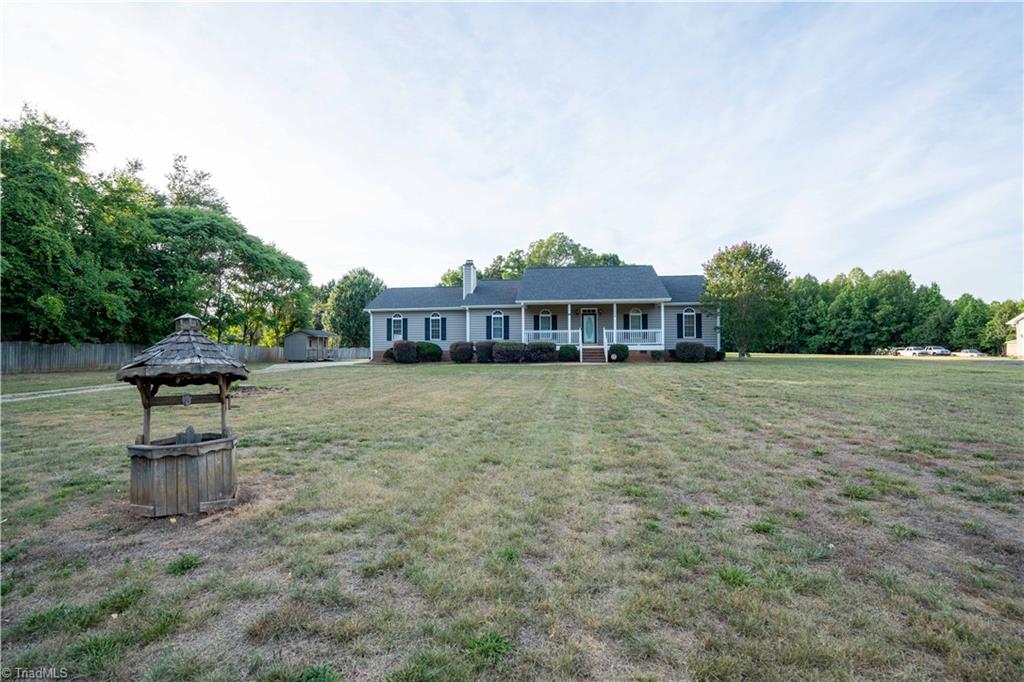 1504 Rankin Mill Road Greensboro, NC 27405 - Photo 5 of 44