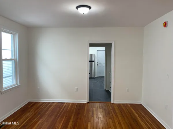 $1,800 | 1755 Avenue B, Schenectady, NY 12308