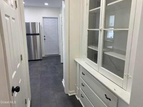 $1,800 | 1755 Avenue B, Schenectady, NY 12308