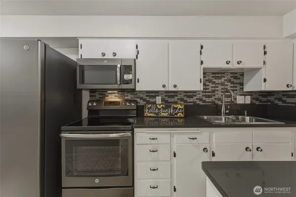 $539,000 | 1140 Southeast Colonial Drive, College Place, WA 99324