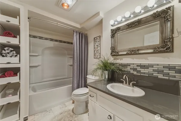 $539,000 | 1140 Southeast Colonial Drive, College Place, WA 99324