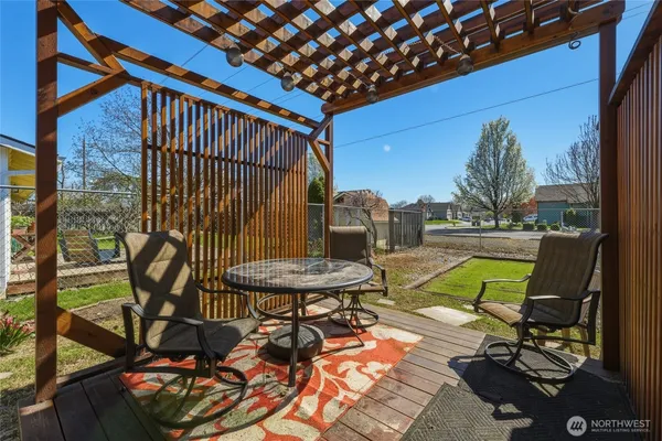 $539,000 | 1140 Southeast Colonial Drive, College Place, WA 99324