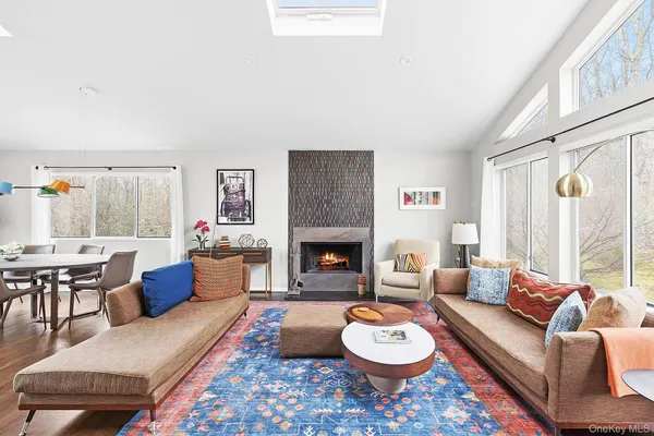 $2,595,000 | 76 Island View Drive West, Sag Harbor, NY 11963