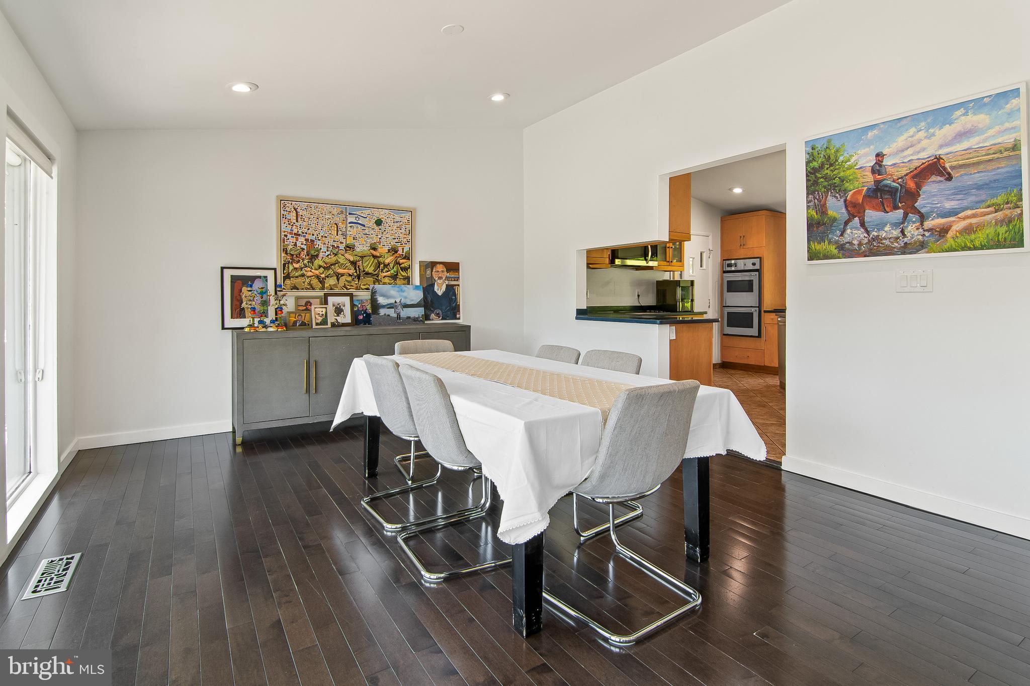 6105 Ivymount Road Baltimore, MD 21209 - Photo 7 of 35