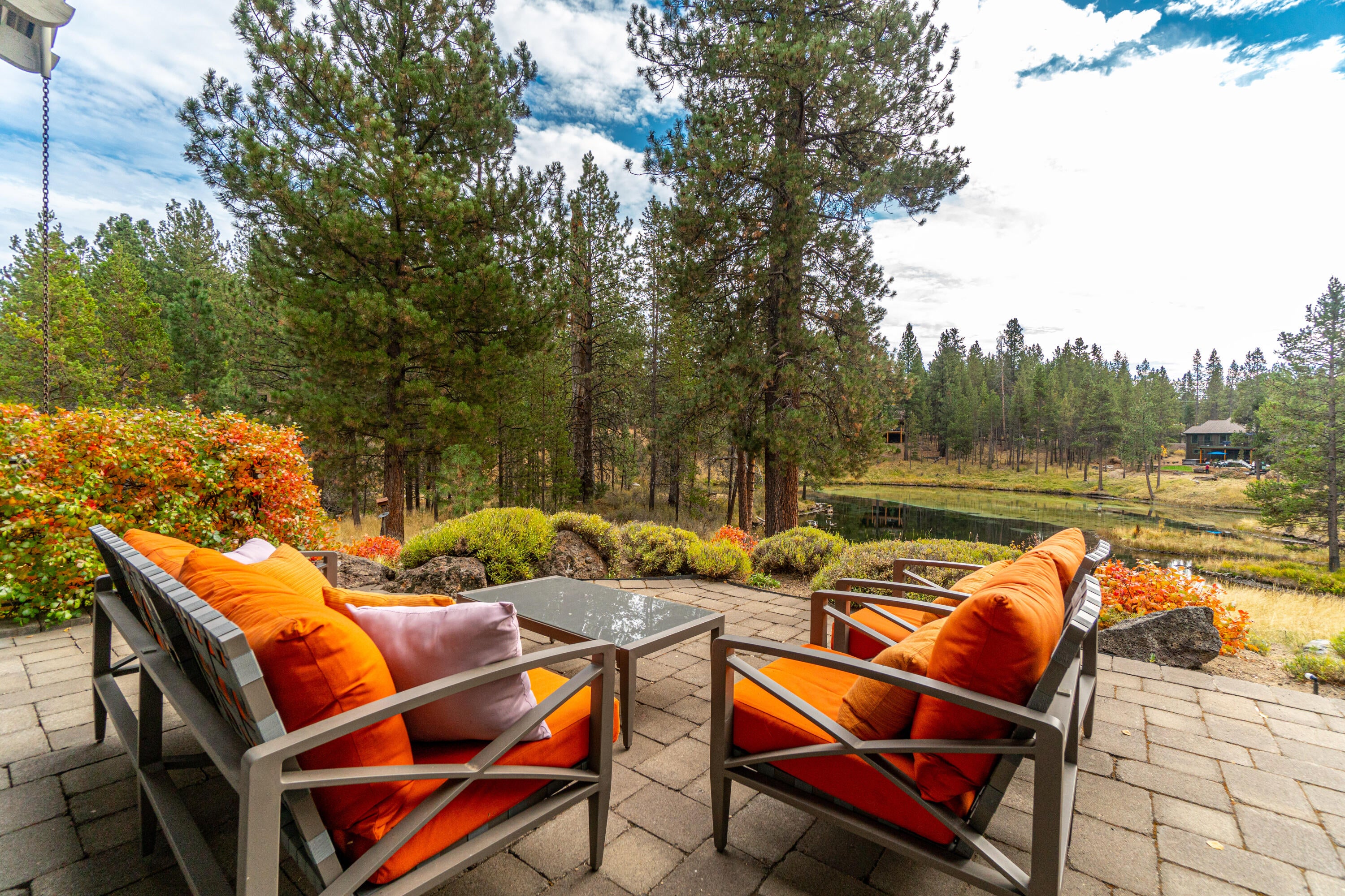56854 Besson Road Bend, OR 97707 - Photo 15 of 35 Besson patio