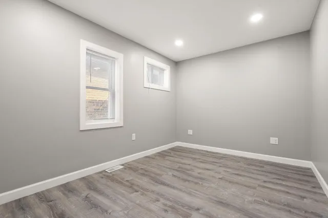 $2,250 | 1231 Lakeview Avenue, Whiting, IN 46394