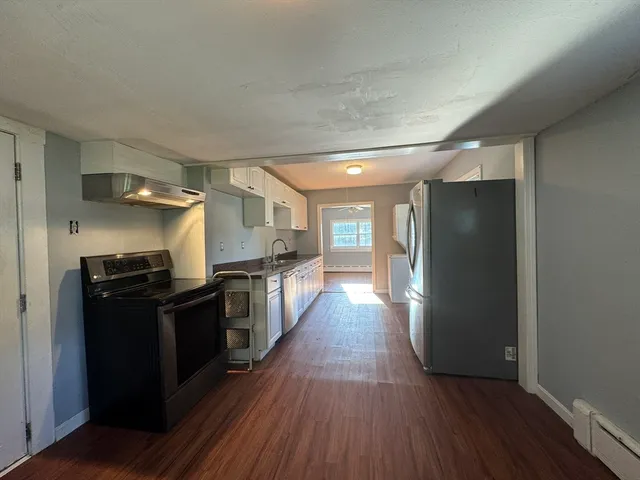 $2,200 | 5 Lucie Avenue, East Freetown, MA 02717