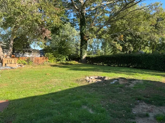 $2,200 | 5 Lucie Avenue, East Freetown, MA 02717