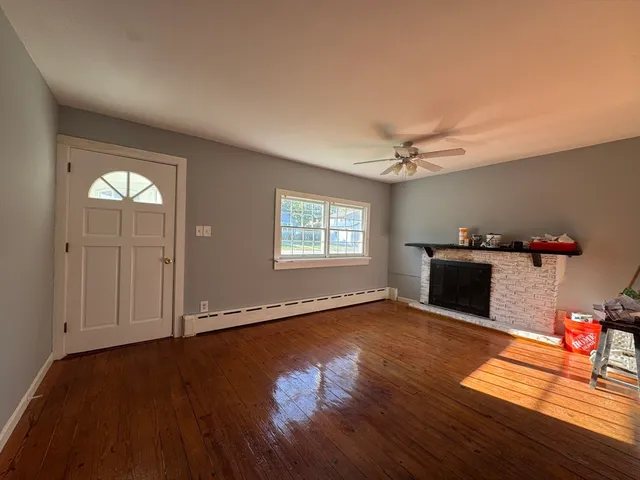 $2,200 | 5 Lucie Avenue, East Freetown, MA 02717