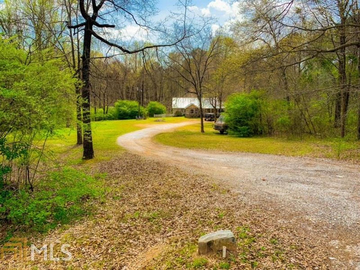 1035 Lewis Sailors Road, Unit 4 Jefferson, GA 30549 - Photo 1 of 1