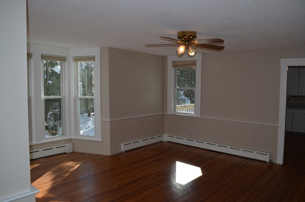 196 Springfield Street Chicopee, MA 01013 - Photo 5 of 21 Gallery Image 5