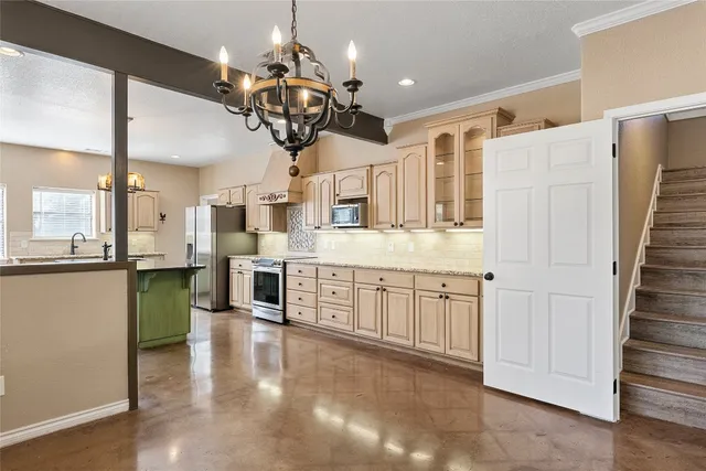 $2,466,000 | 1875 County Road 100, Purmela, TX 76566