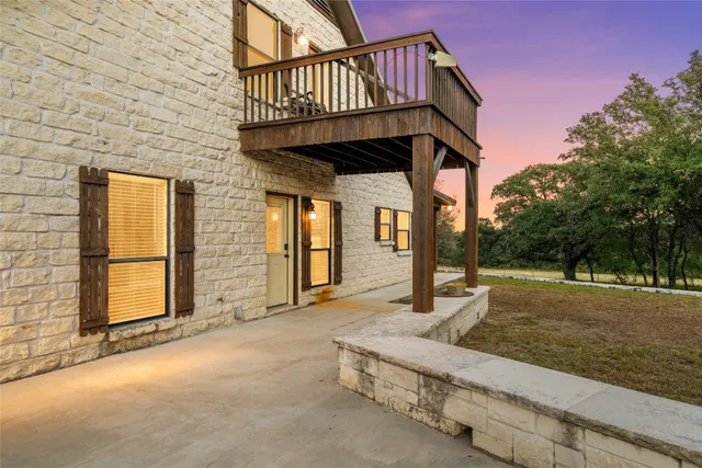 $2,466,000 | 1875 County Road 100, Purmela, TX 76566