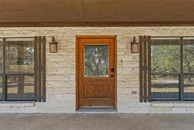 $2,466,000 | 1875 County Road 100, Purmela, TX 76566